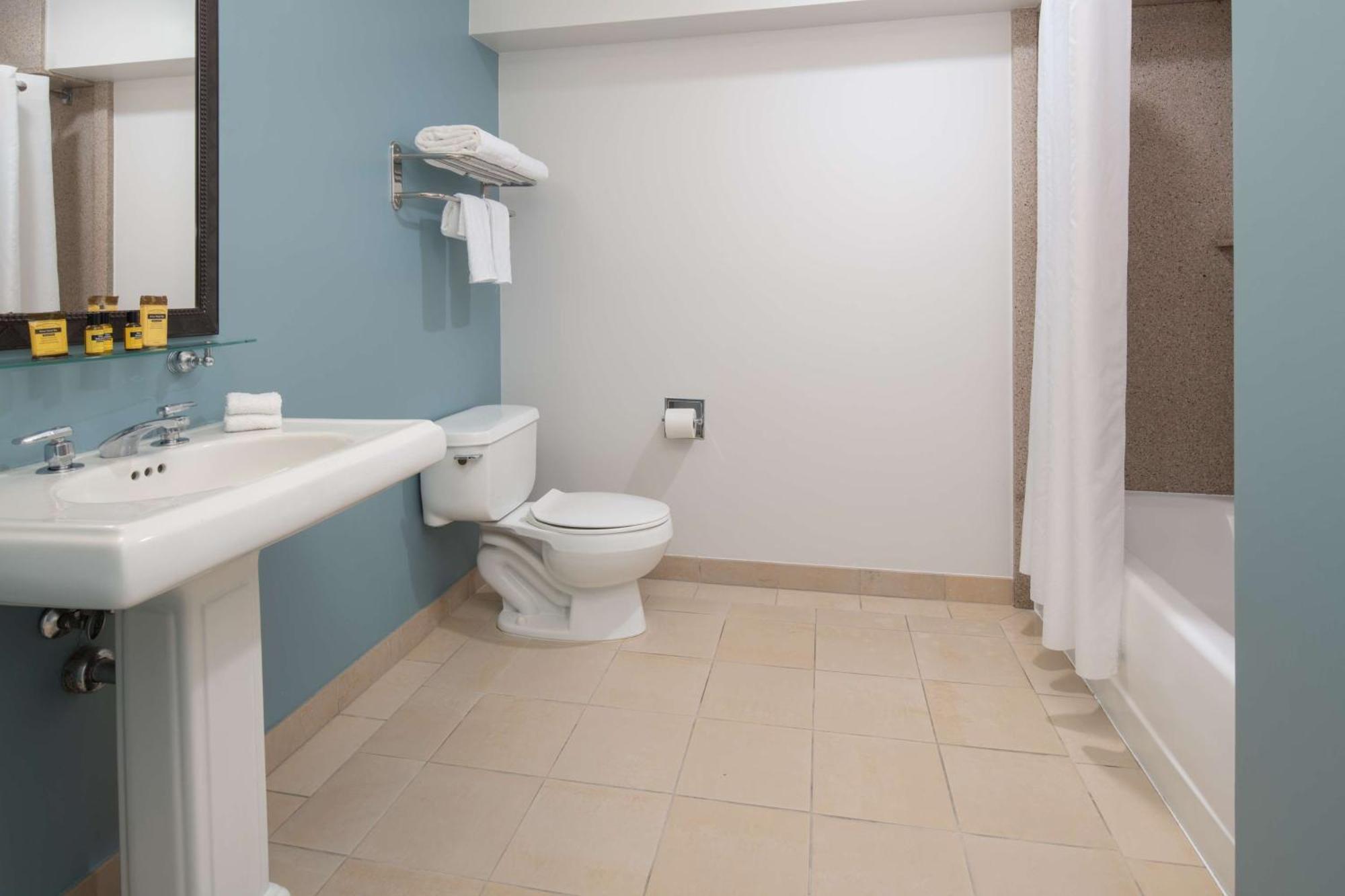 Best Western Plus All Suites Inn Santa Cruz Extérieur photo